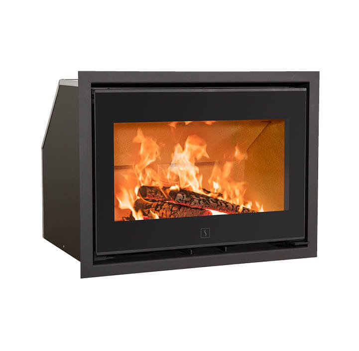 Rektangulär svart spisinsats med lågor Scan 1005 med svart glasdörr och stålram